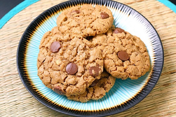 Post image for Peanut Butter Oatmeal Cookies