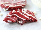 red-velvet-cheesecake-cookies