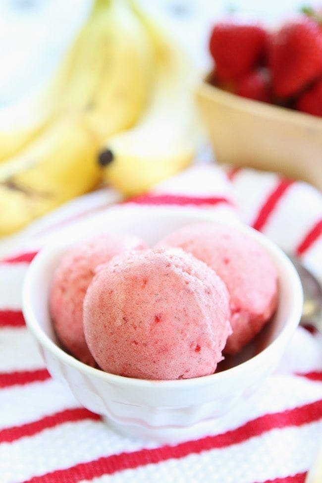 2-Ingredient Strawberry Banana Ice Cream | Two Peas & Their Pod