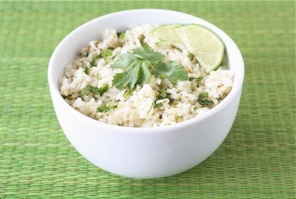 https://www.twopeasandtheirpod.com/wp-content/uploads/2011/04/cilantro-lime-rice.jpg