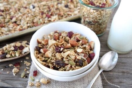 Crunchy Quinoa Granola | Quinoa Granola Recipe