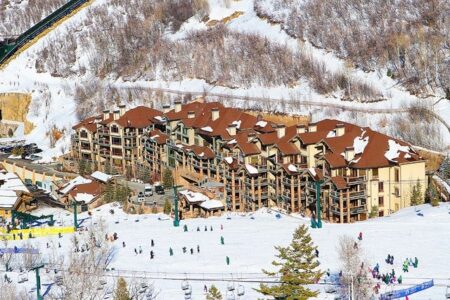 Deer Valley Resort | Black Diamond Lodge