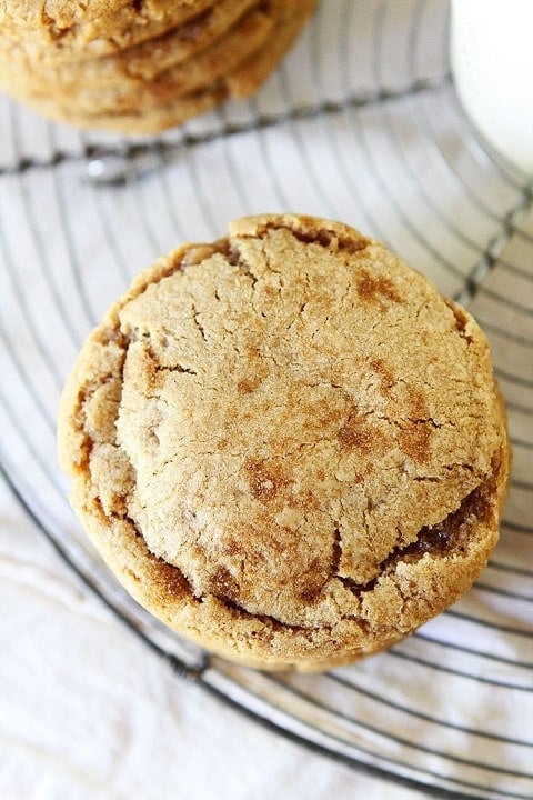 https://www.twopeasandtheirpod.com/wp-content/uploads/2013/10/Brown-Sugar-Toffee-Cookies-2.jpg