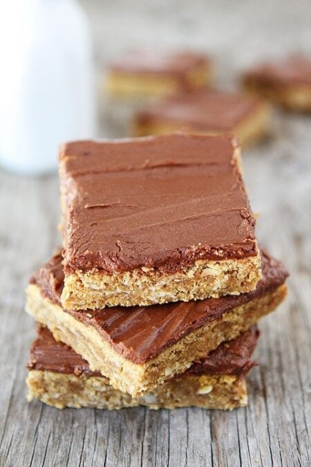 Peanut Butter Oatmeal Bars Recipe