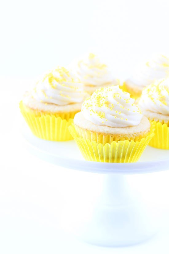 https://www.twopeasandtheirpod.com/wp-content/uploads/2015/02/Lemon-Curd-Cupcakes-9.jpg