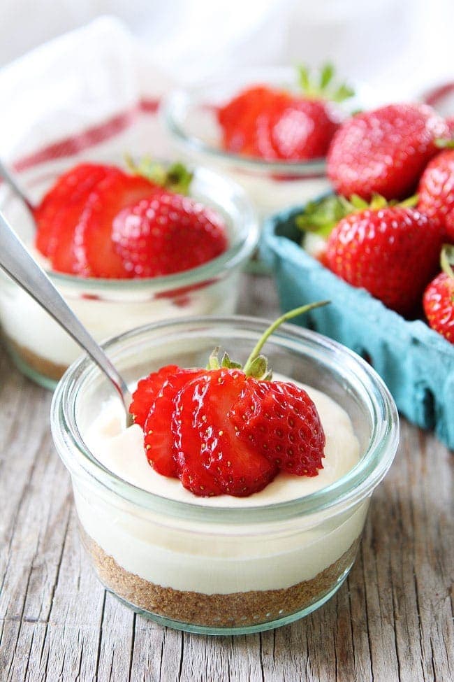 Simply Strawberry Ice Cream Mix (Case of 12) - Junket Desserts