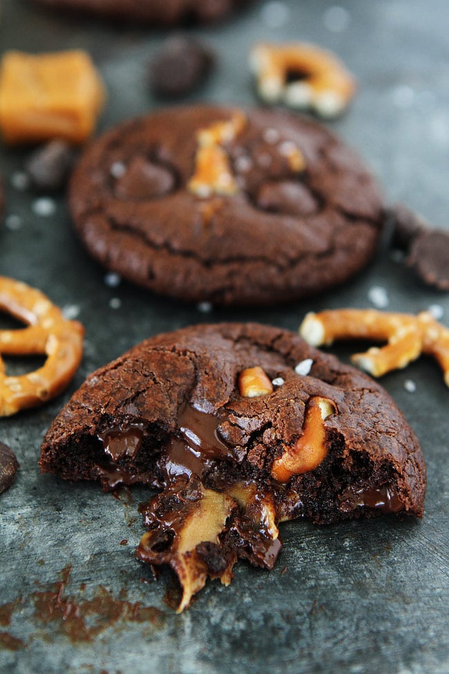 Recipe: Salted Caramel Double Chocolate Rolo Cookies