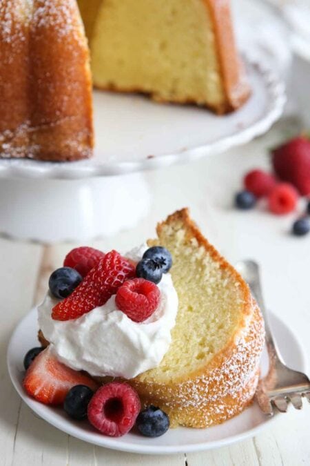 Cream Cheese Pound Cake Recipe {Easy}