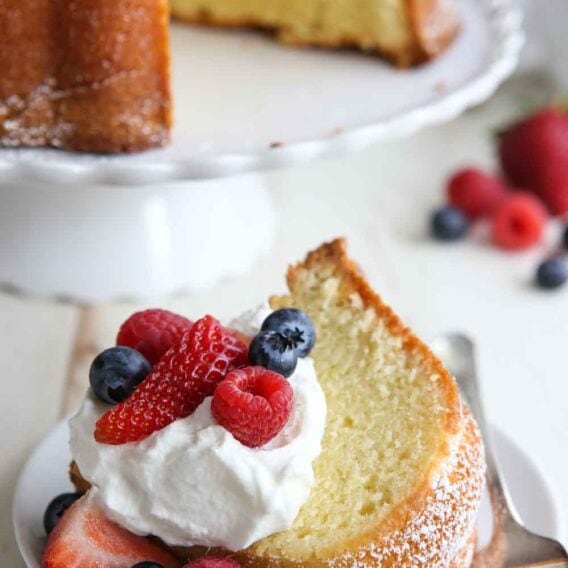 Cream Cheese Pound Cake Recipe {Easy}