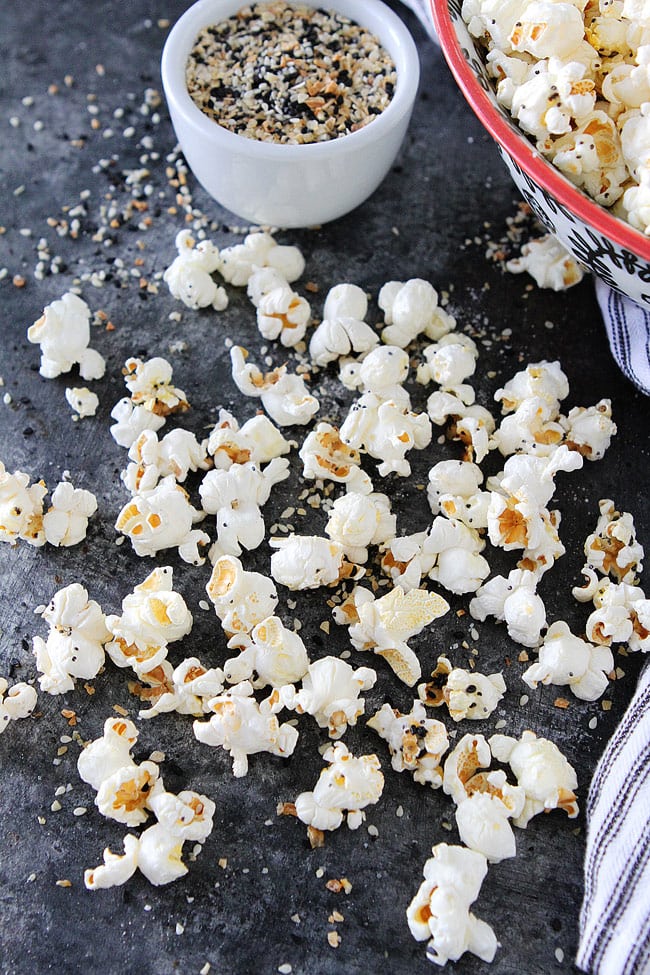Everything Bagel Popcorn is an easy gluten free snack for movie night, parties, game day, or every day snacking!