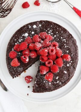 cropped-Flourless-Chocolate-Cake-2.jpg