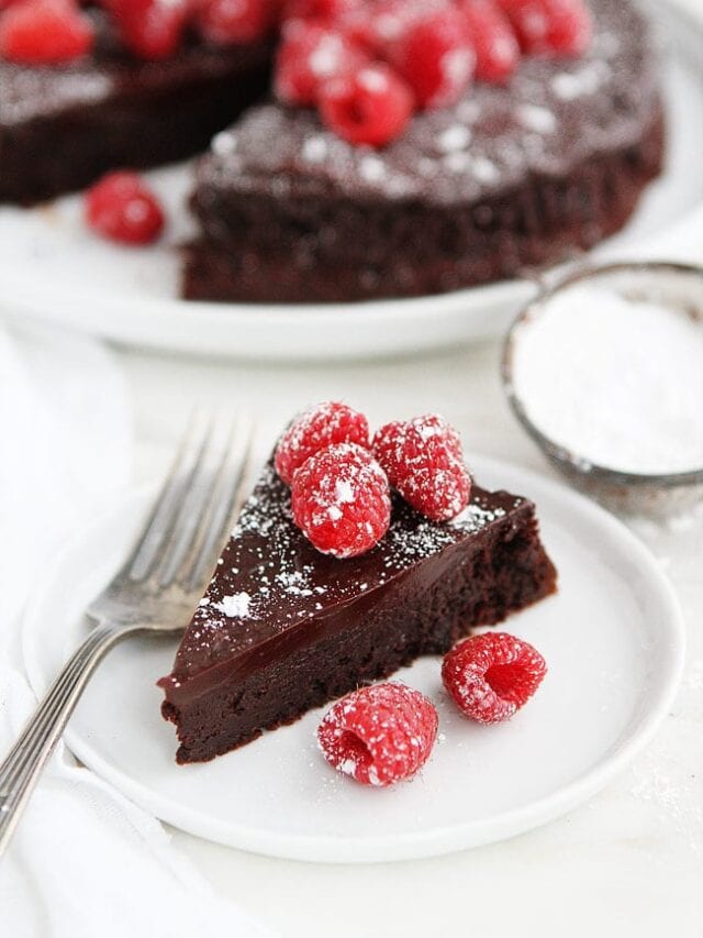 Decadent Flourless Chocolate Cake - Two Peas & Their Pod