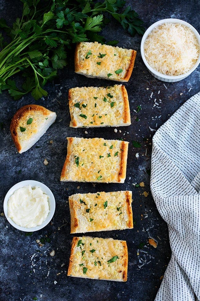 How To Make Garlic Bread - Garlic Bread Recipe : Maybe you would like ...