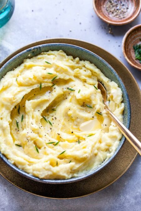 Garlic Mashed Potatoes - Two Peas & Their Pod