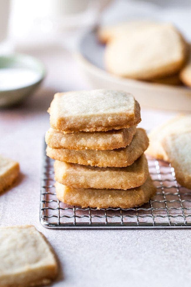 Buttery Shortbread Cookies - Easy No-Fail Recipe