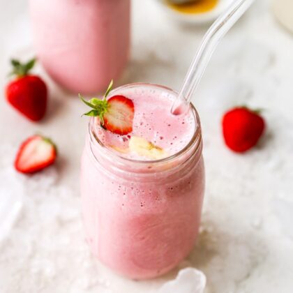 Strawberry Banana Smoothie {Easy & Healthy} - Two Peas & Their Pod