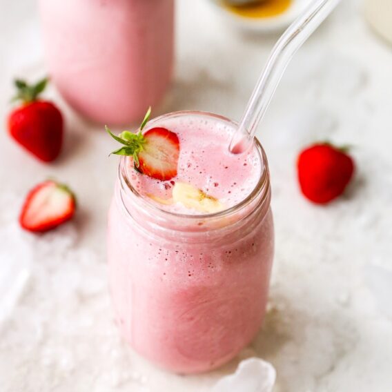 Strawberry Banana Smoothie {Easy & Healthy} - Two Peas & Their Pod