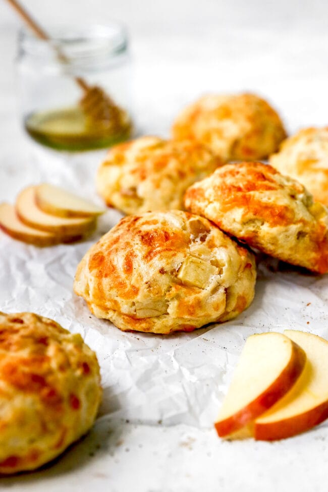 easy apple cheddar biscuits