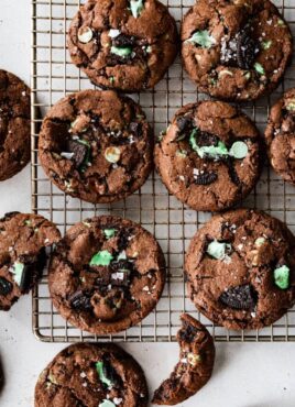 cropped-Chocolate-Mint-Oreo-Cookies-19.jpg