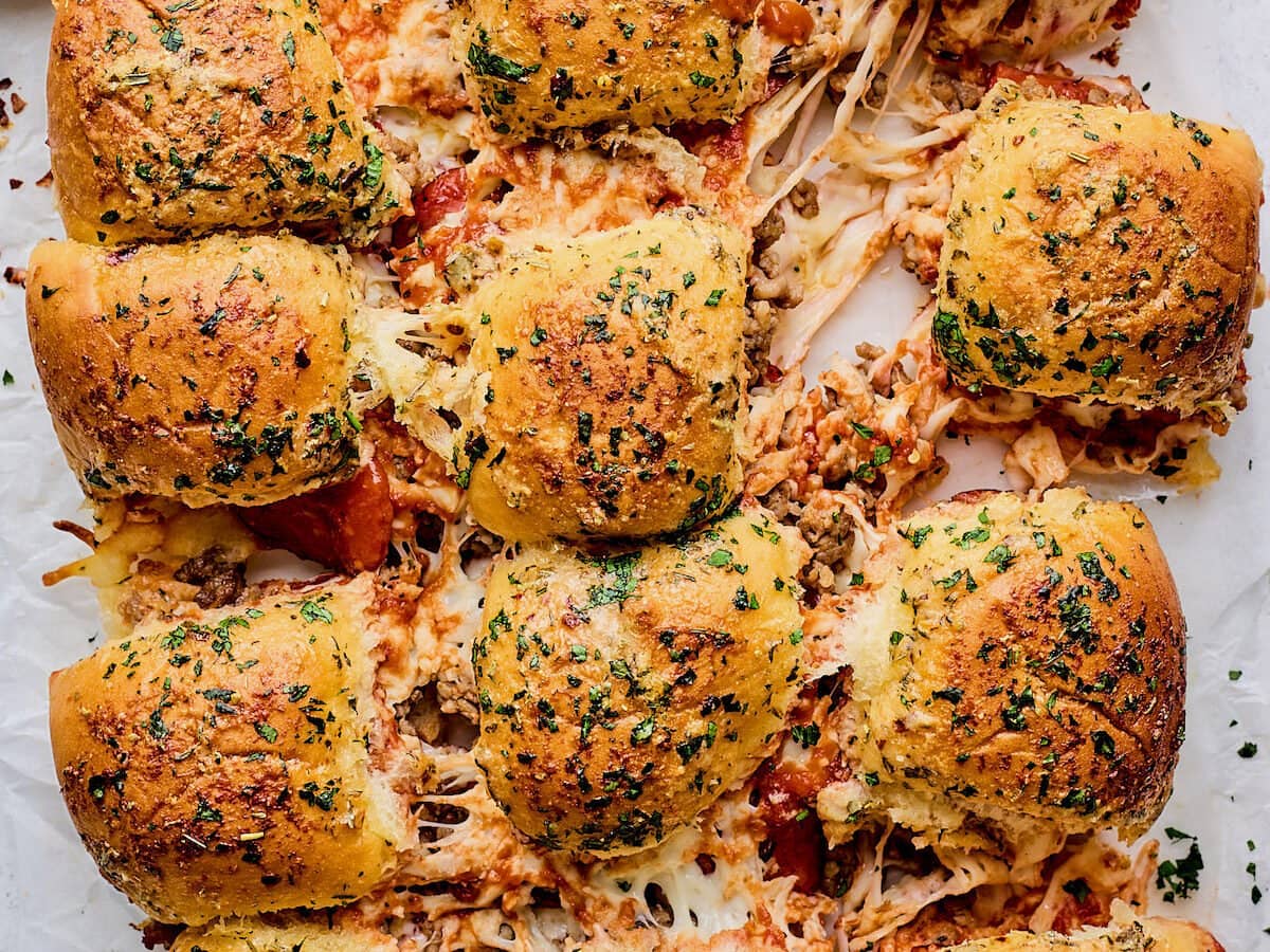 Pepperoni Pizza Sliders — Let's Dish Recipes