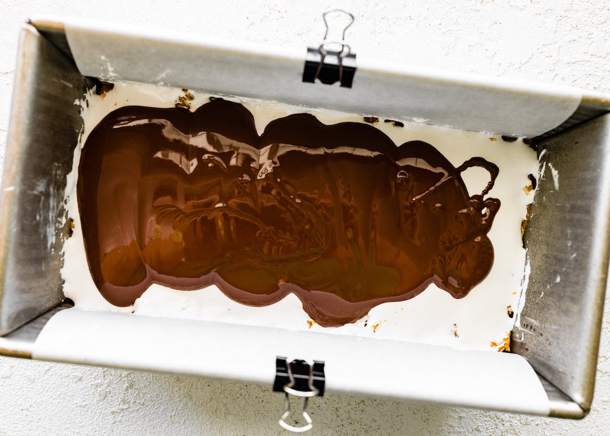 marshmallow cream and melted chocolate in loaf pan to make no bake peanut butter s'mores bars. 