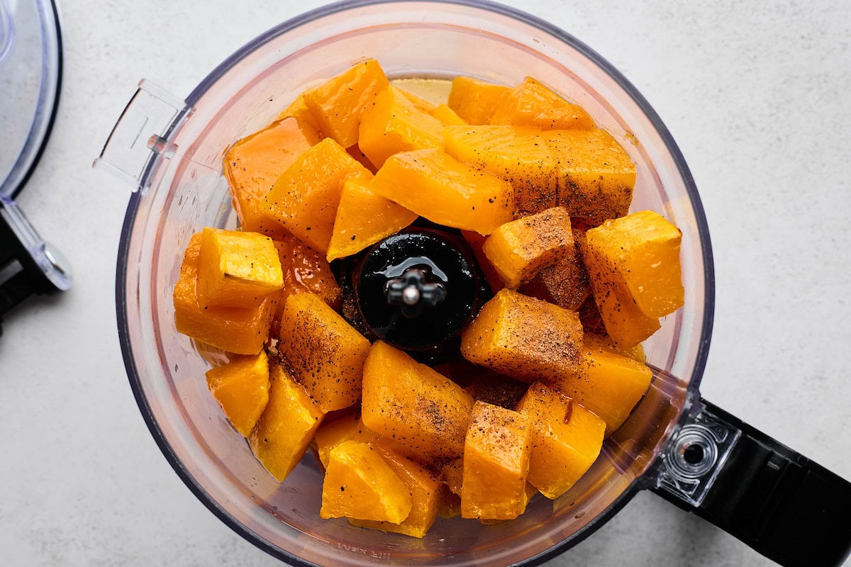 roasted butternut squash in food processor. 