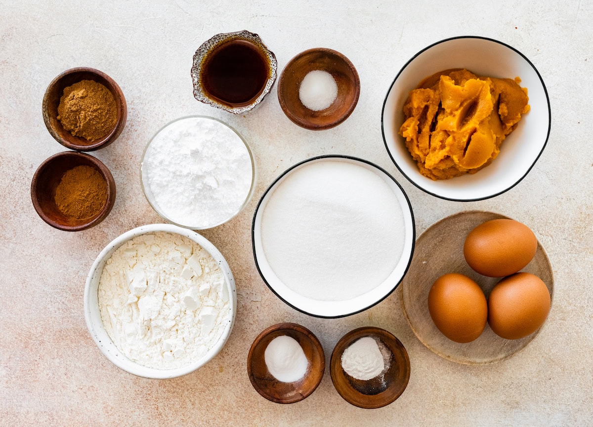 ingredients in bowls to make pumpkin roll. 