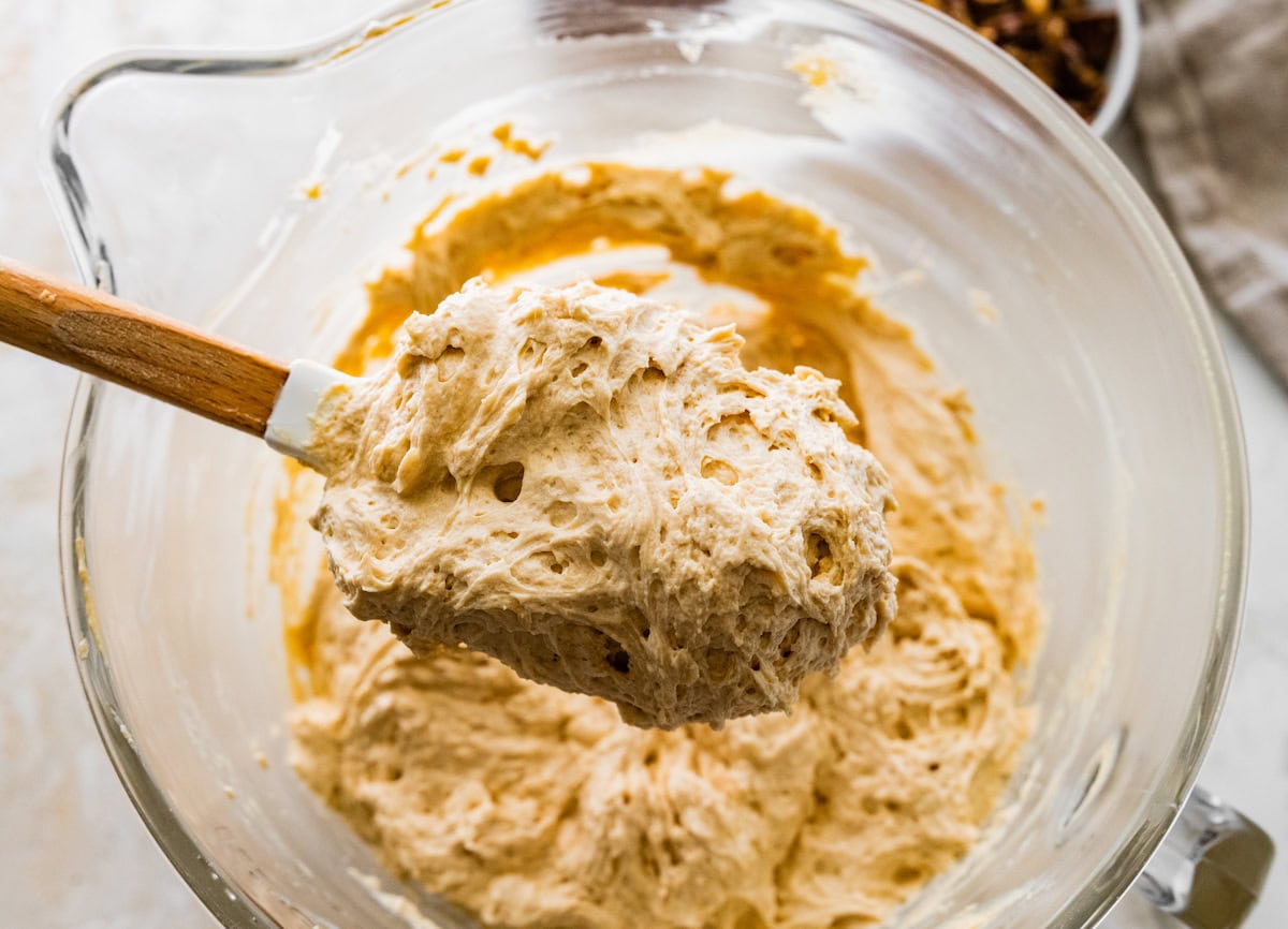 peanut butter pie filling on spatula. 