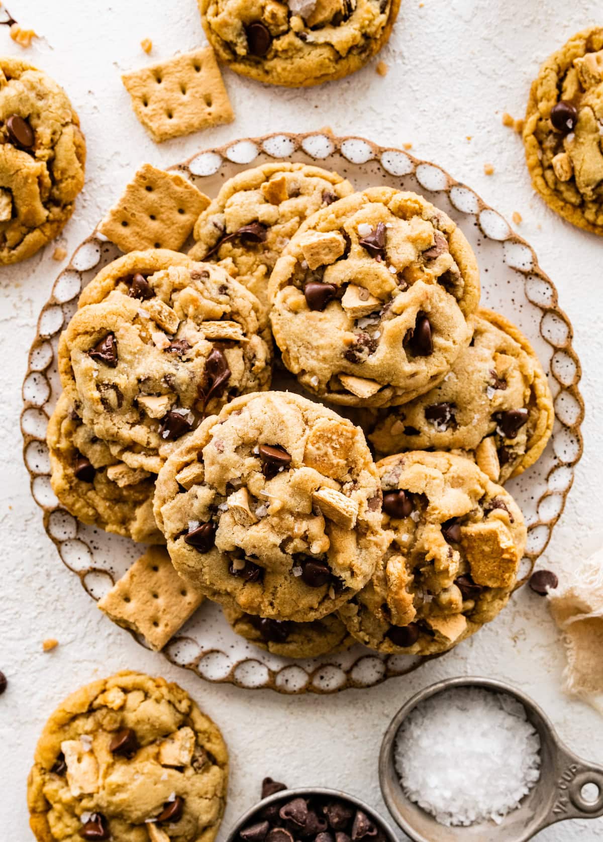 Graham Cracker Toffee Chocolate Chip Cookies - Two Peas & Their Pod